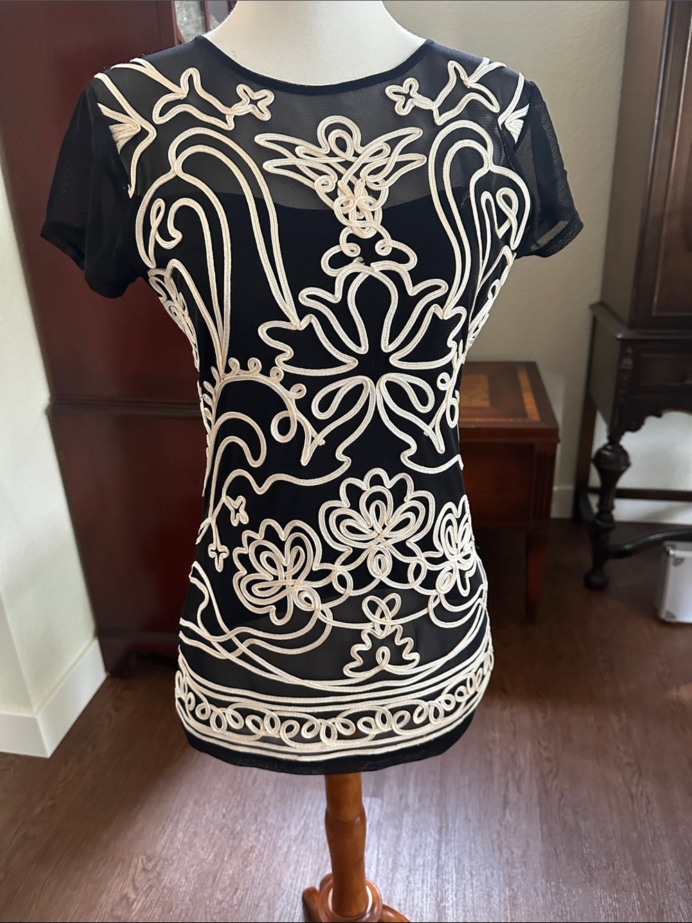 NWT INC International Concepts Black Mesh Short-Sleeve Top with Cream Embroidery